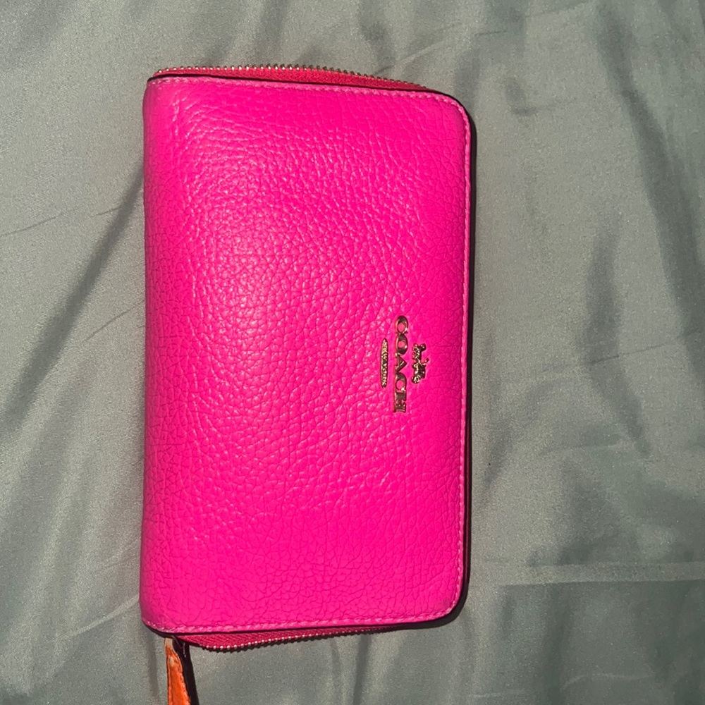 Cute coach wallet. Summer colors